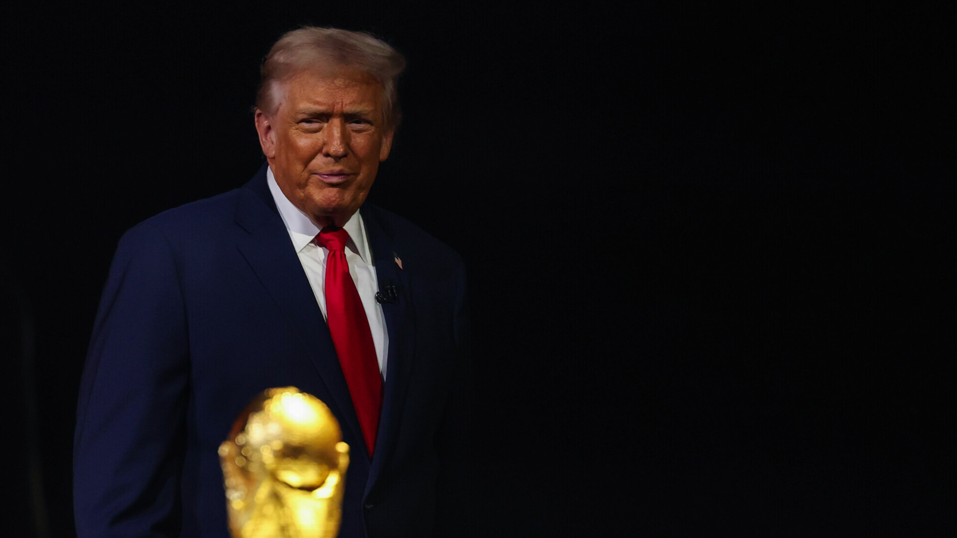 Трамп поблагодарил ФИФА за решение приостановить дисквалификацию Балогуна перед матчем 1/8 финала ЧМ‑2026 Трамп поблагодарил ФИФА за решение приостановить дисквалификацию Балогуна перед матчем 1/8 финала ЧМ‑2026